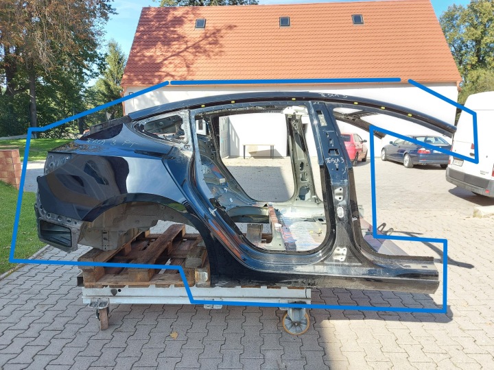 TESLA MODEL 3 2022r aile coin piece arrière droite cache- seuil toit PBSB
