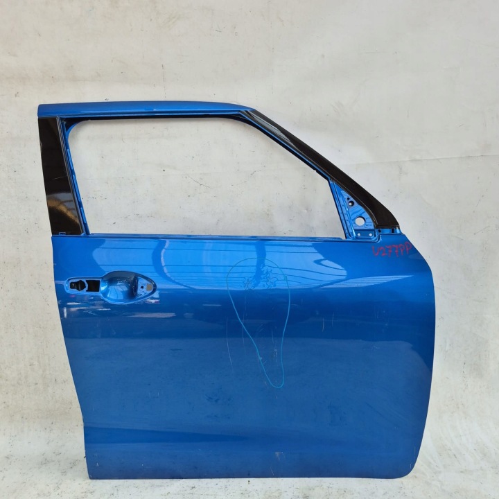 SUZUKI SWIFT V 5 17- dvere predok predné pravé