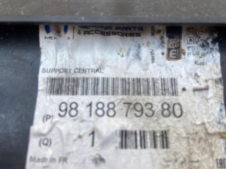 PEUGEOT 508 II držák ABSORBER příčka nárazník záď 9818879380