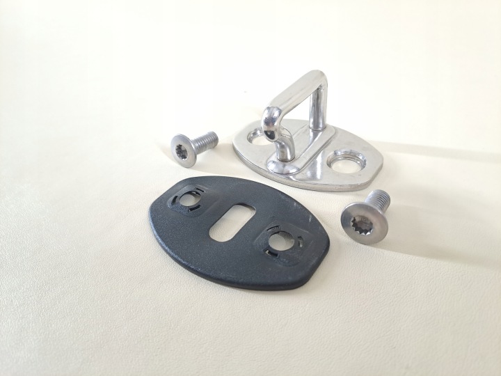 RYGIEL UCHO Halter Haken Tueroeffner Tür vorne heck SEAT ARONA LIFT 24r