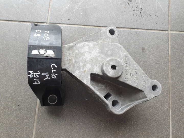Supporti motore usato supporto RENAULT CLIO 4 IV CAPTUR 0.9 TCE 2013- 112844547R