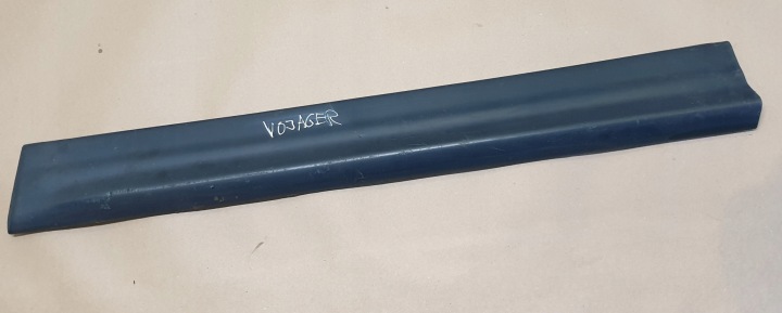 Moulage Portière CHRYSLER VOYAGER III OE 4857006