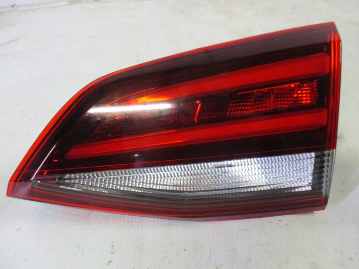 Licht rechts heck für die Heckklappe Opel Astra K 5 V Led 39077383