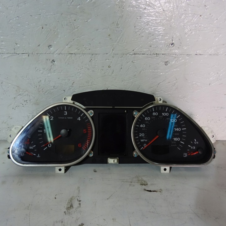 AUDI A6 C6 2.0TDI Kombiinstrument 4F0920950R W MILACH
