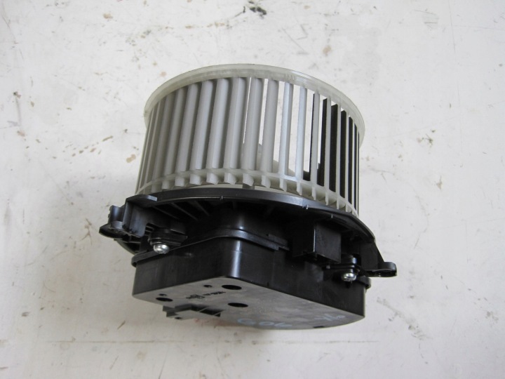 fan of the heating BMW X6 G06 X5 G05 GX022003