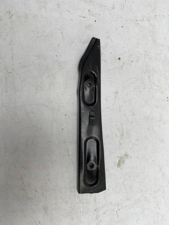 SKODA FABIA 5J0 PROWADNICA Support montage pare-chocs Droite Avant