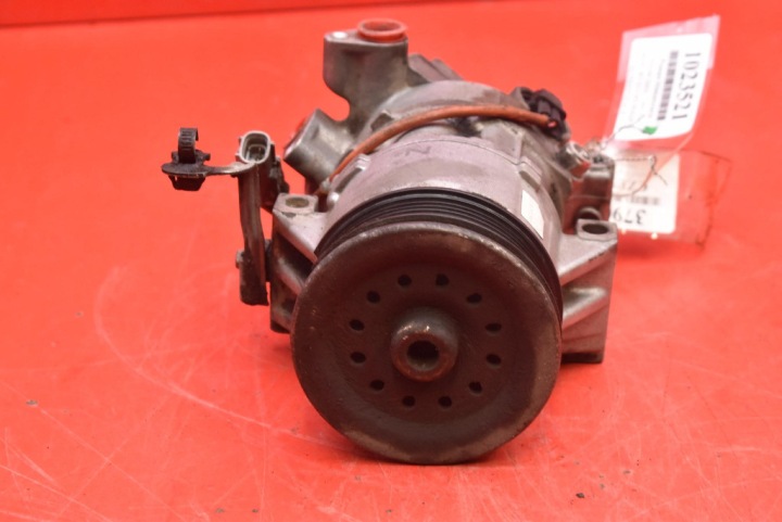 Compresseur Pompe Climatisateur air conditionné 447260-3310 TOYOTA YARIS 2 II 1.33 DUAL VVTi