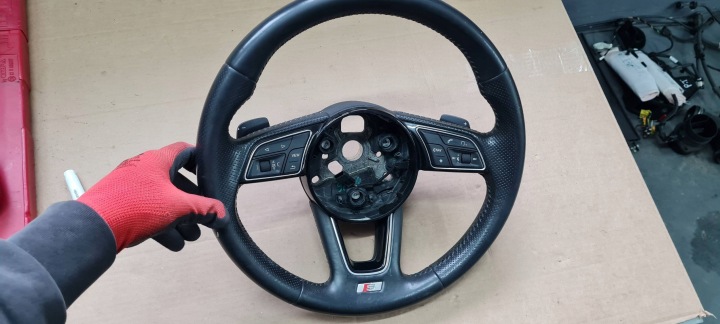 A4 B9 8W lenkrad Leder SLINE Schaltwippen 8W0419091CS A5 8W