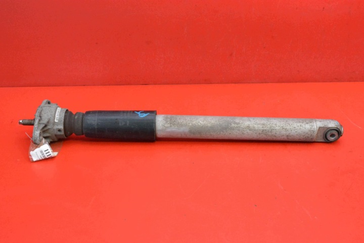 shock absorber right rear part 97033306133 PORSCHE PANAMERA 970 4S 4.8 V8 400 KM 4WD