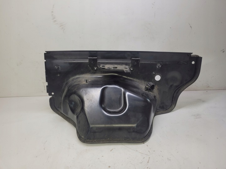 SCIANA GRODZIOWA under the window AUDI Q5 8R 8R0804165A