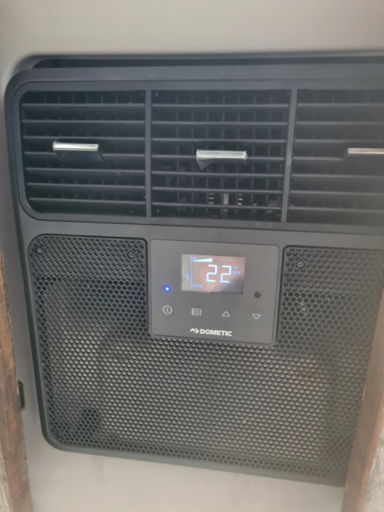 DOMETIC 24V FORD F- MAX 500 TRUCKS 6
