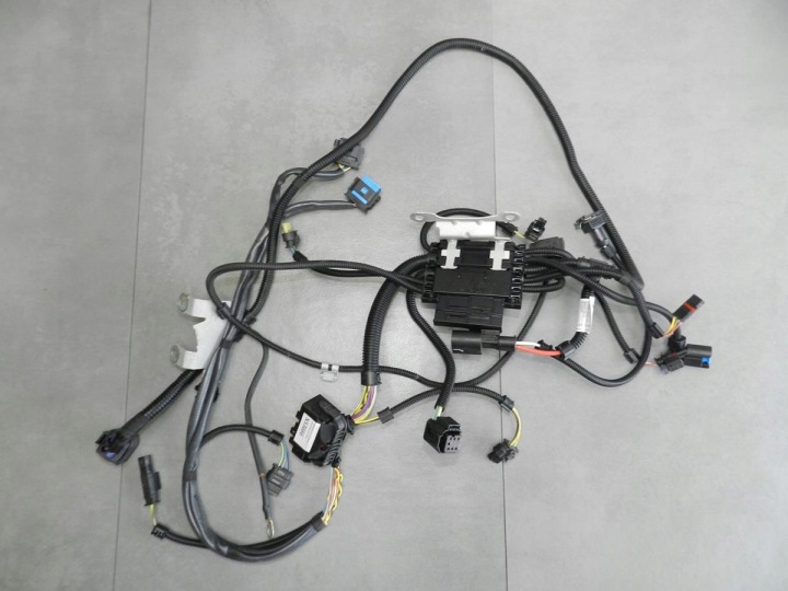 BMW X5 F15 3.0i zvazok MOTORA 8605136