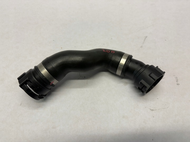 BMW F10 F11 LIFT 3.0D wiring hose hose radiator of water 8511928