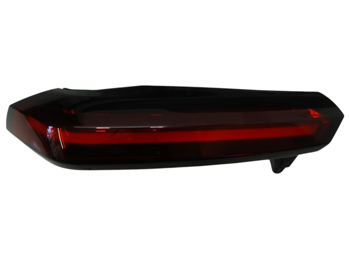 Licht LED links heck für die Heckklappe CITROEN C4 III 2020R. 9831120680
