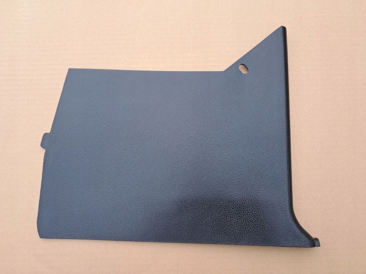 cover SLUPKA of the right front black MERCEDES W123 1236880206