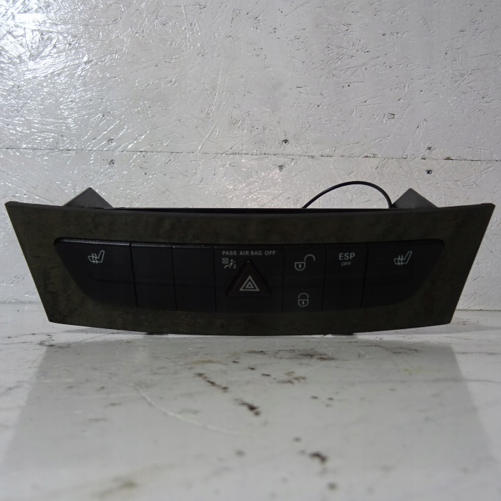 MERCEDES E W211 S211 Commandes A2116801714