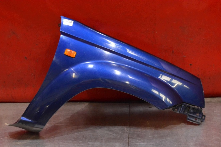 fender right front front graphitic NISSAN X-TRAIL 1 and T30 01-07