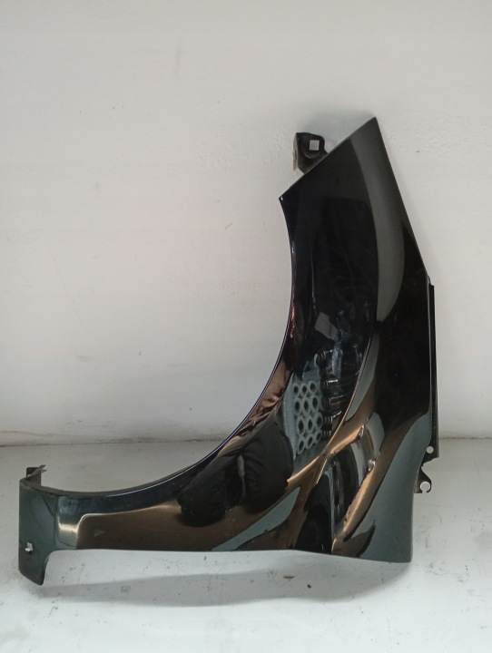 fender left FORD FIESTA MK7
