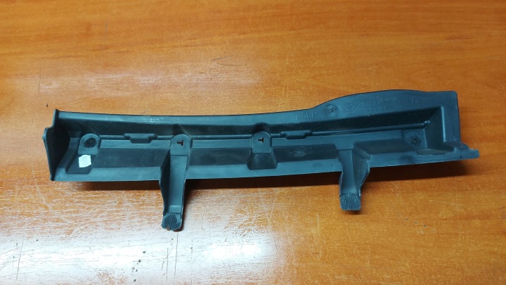 Griglia gocciolatoio Copri Sotto finestrino copertura GREMBIALINA superiore TOYOTA YARIS III