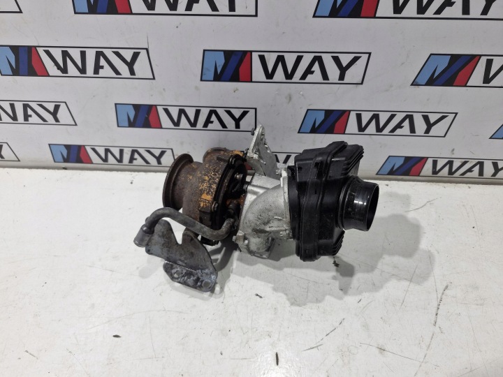7823202 BMW F01 F10 F11 F15 F20 F30 turbo TURBINA