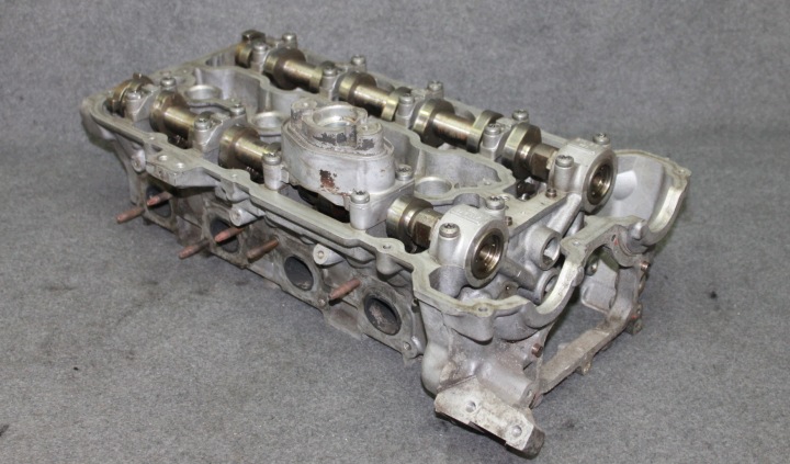 BMW F01 F07 F10 F12 5.0i N63B44A - fej bal komplett 5-8 7573940