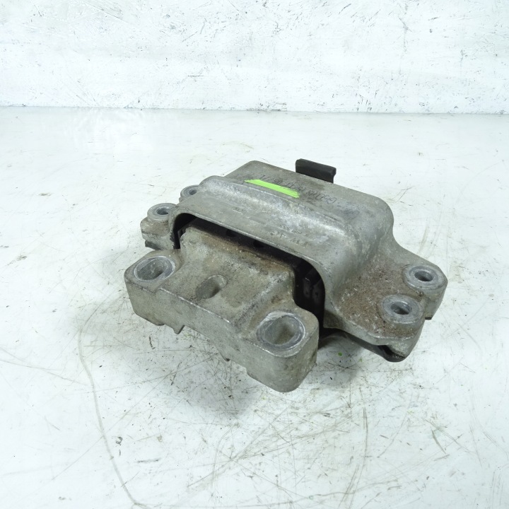 SKODA OCTAVIA II 1.6TDI Airbag Getriebehalter getriebe 1X0199555