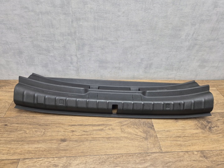 BMW 5 G30 Couverture tablier moteur KRAWEDZI Jupes Porte coffre hayon Arrière Arrière Couverture 7373575