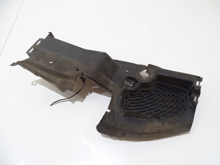 drain air left BMW E60 E61 LCI M PAKIET 7897175 (4642609)