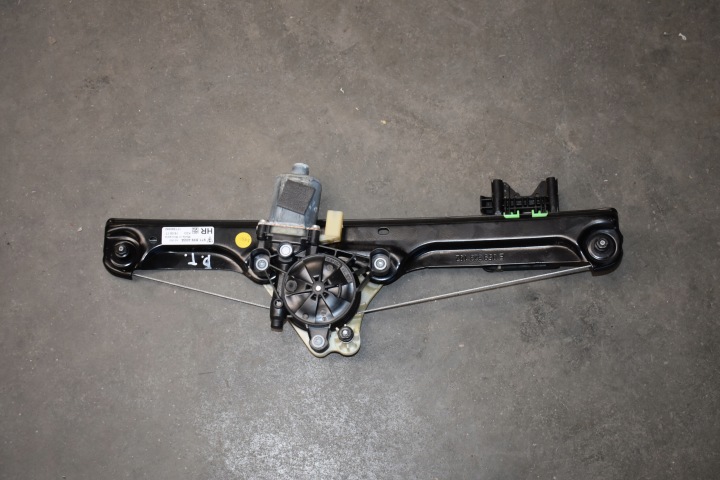 IDEALNY window regulator right rear part rear PORSCHE PANAMERA 971 1
