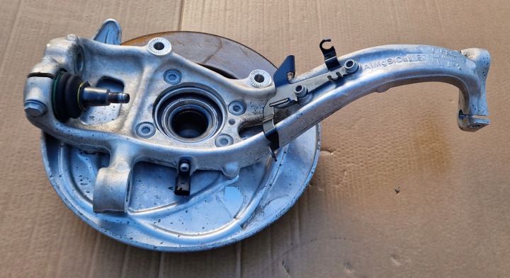 Achsschenkel Radnabe Radlager schenkel Bremsscheibe SWORZEN AUDI Q5 80A407559 wie neu links vorne