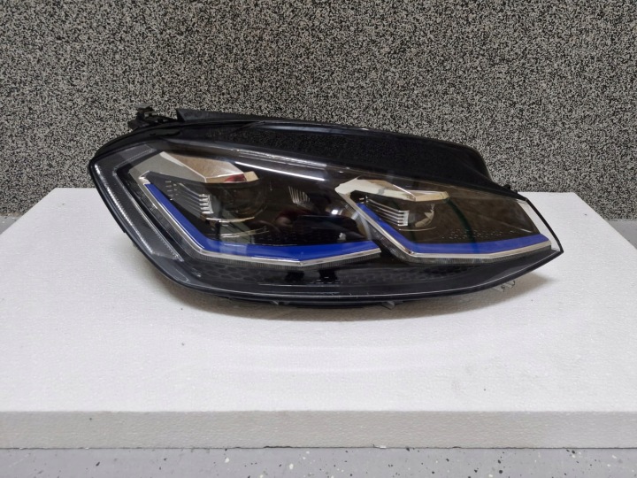 light right VW Golf VII LIFT GTE FULL LED