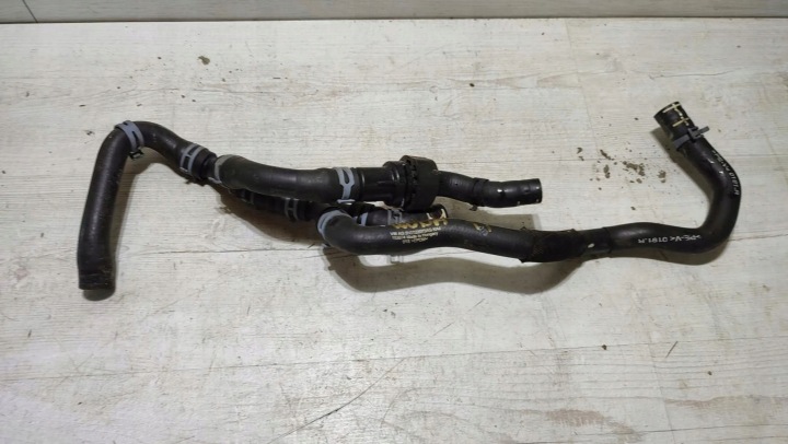 Volkswagen Tiguan Lift 5N0 Schläuche der Kühler des Wassers