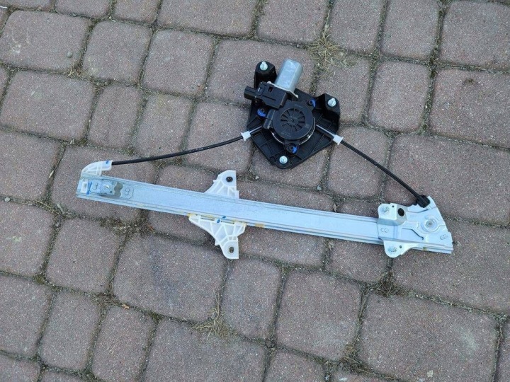 window regulator door mechanism right front Toyota Aygo X 85710-0H040
