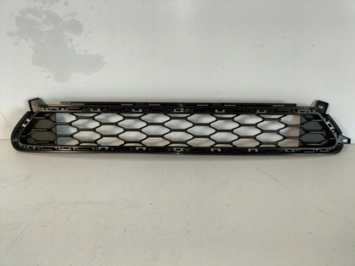 Grill Lüftungsgitter der Stoßstange vorne mitte HYUNDAI I30 III LIFT 24- N-LINE