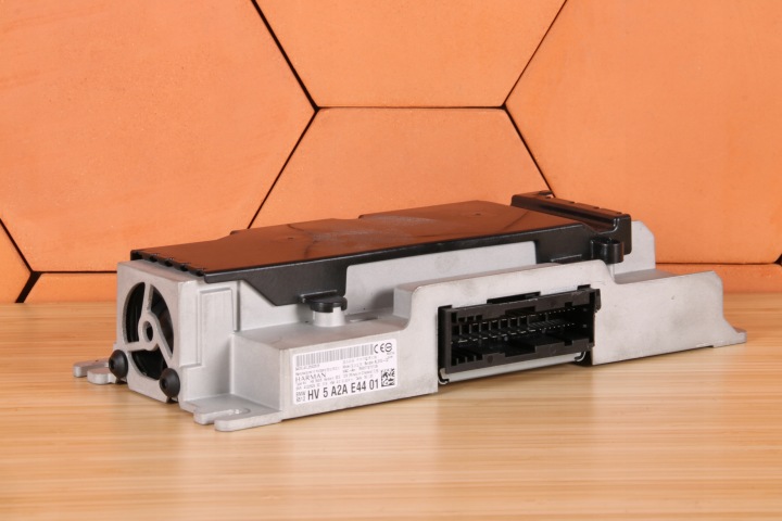 BMW i4 G26 iX I20 amplifier BOOSTER HARMAN KARDON 5A2AE44