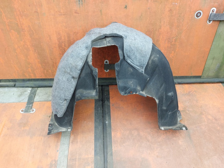 Radschale links heck AUDI E-TRON