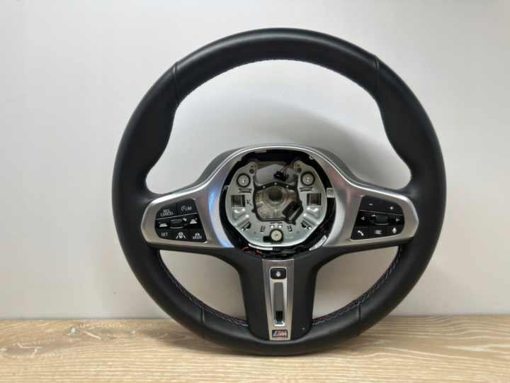 BMW F40 G20 G21 G22 G23 volant MULTIFUNKCYJNA koža GRZANA WIBRACJ nová