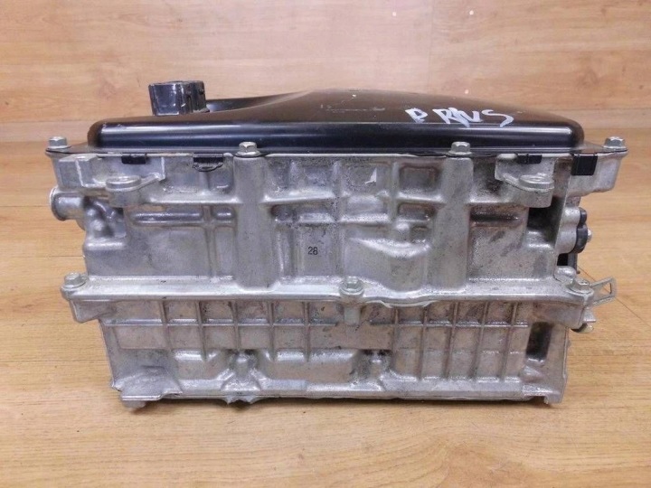 Toyota Prius IV falownik inwerter konwerter pradu