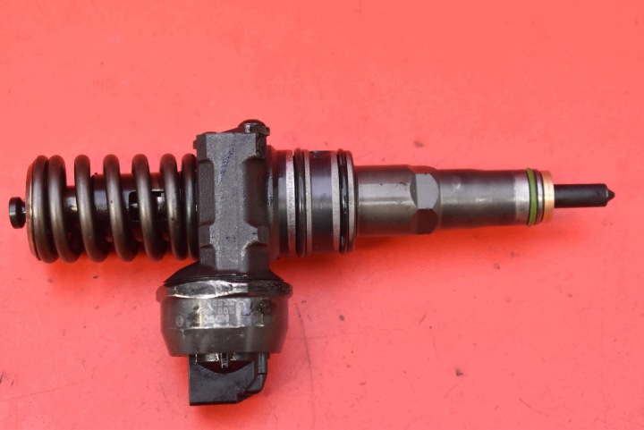 nozzle nozzle 045130073T SKODA FABIA 1 and 6Y 1.4 TDI 75 KM LIFT 04-07