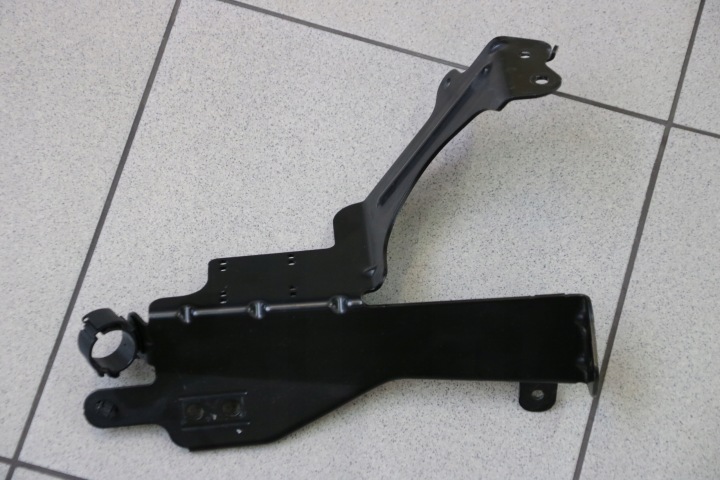 BMW G20 G21 320e 330e Halter Halter DODATKOWEJ POMPY des Wassers 6820736