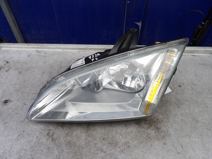 Ford Focus MK2 Licht vorne links