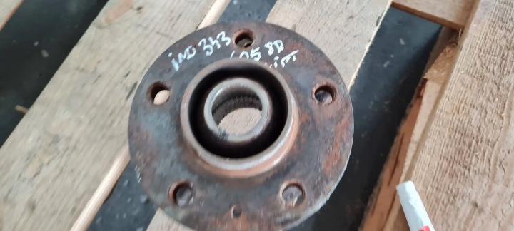 SQ5 8R Q5 LIFT of the pivot wheels LOZYSKO 8K0407613B A4 B8 S4 A5 A6 C7 A7