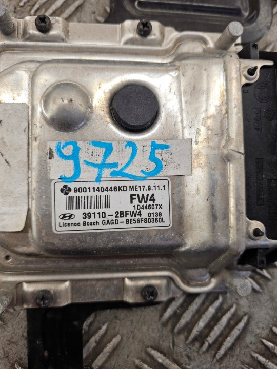 ZESTAW STARTOWY HYUNDAI I30 II 1.6 OE 39110-2BFW4