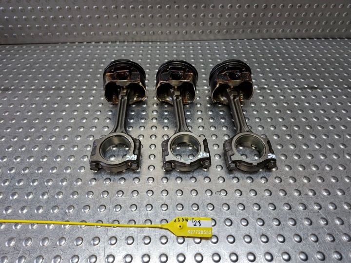 kolbe pleuelstange pleuel NISSAN QASHQAI J11 LIFT 17- 1.3 DIG-T