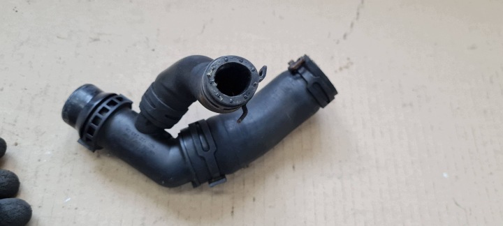 A5 8T LIFT Tuyau flexible Conduit pieces tuyaux d’eau Bride 2.0 TDI 4G0122293CA A4 B8 LIFT