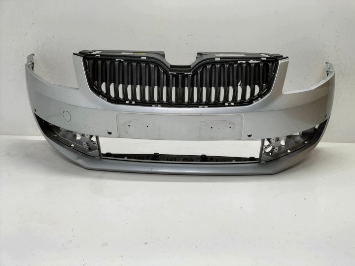 nárazník predný predok SKODA OCTAVIA III 13-17