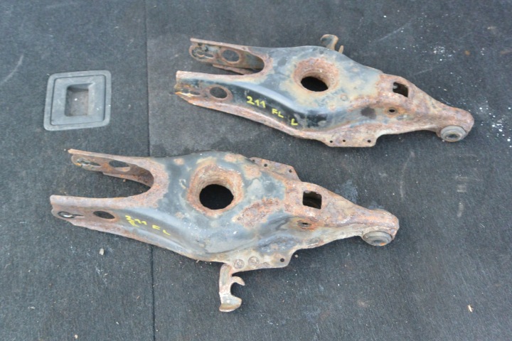 Querlenker rechts links unterer heck MERCEDES-BENZ E CLS W211 W219 Sedan
