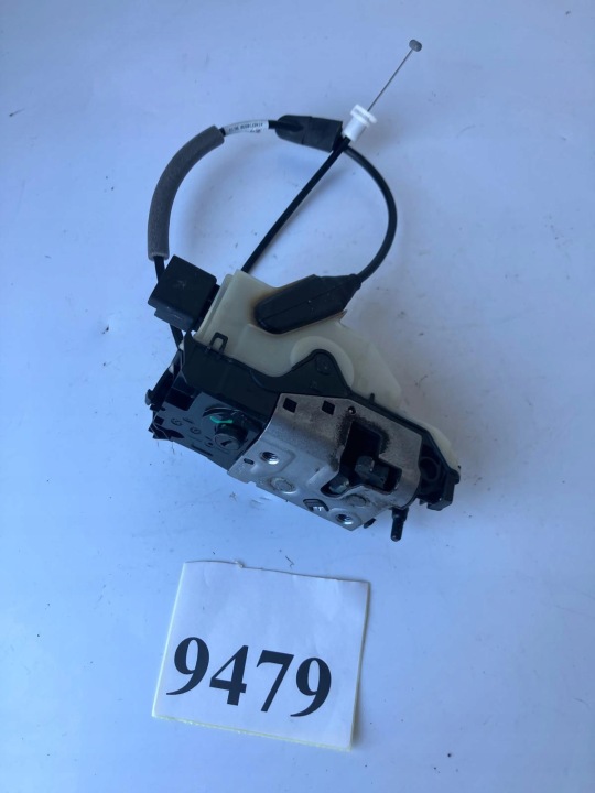 de la Serrure Portière Droite Avant PEUGEOT 208 et 9812500780 5D