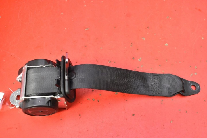 tension belt safety right rear part 88416959R DACIA LOGAN 2 II 13-16