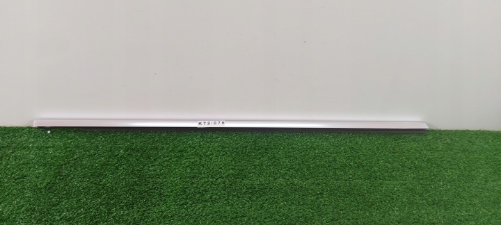 AUDI Q7 ETRON right moulding dust door front